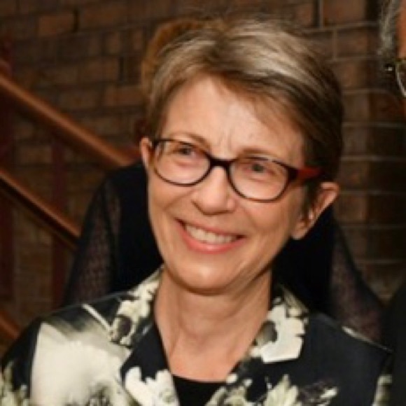 Meet your Posher, Alice - Picture 1 of 2